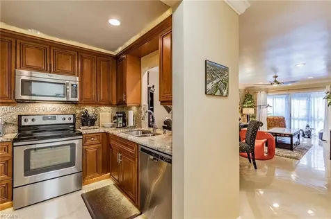 1519 Cape Coral Parkway W Cape Coral FL 33914
