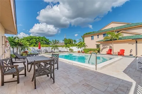 1519 Cape Coral Parkway W Cape Coral FL 33914
