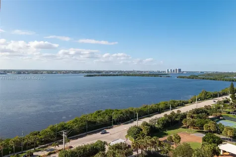 Singer Island FL 33404