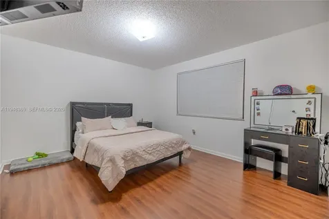 8013 Lake Drive Doral FL 33166