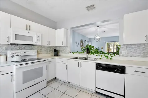 6004 Red Plum Court Tamarac FL 33321