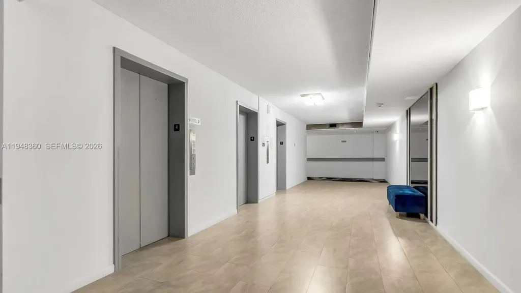 3800 Hillcrest Drive Hollywood FL 33021