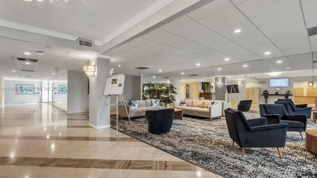 3800 Hillcrest Drive Hollywood FL 33021