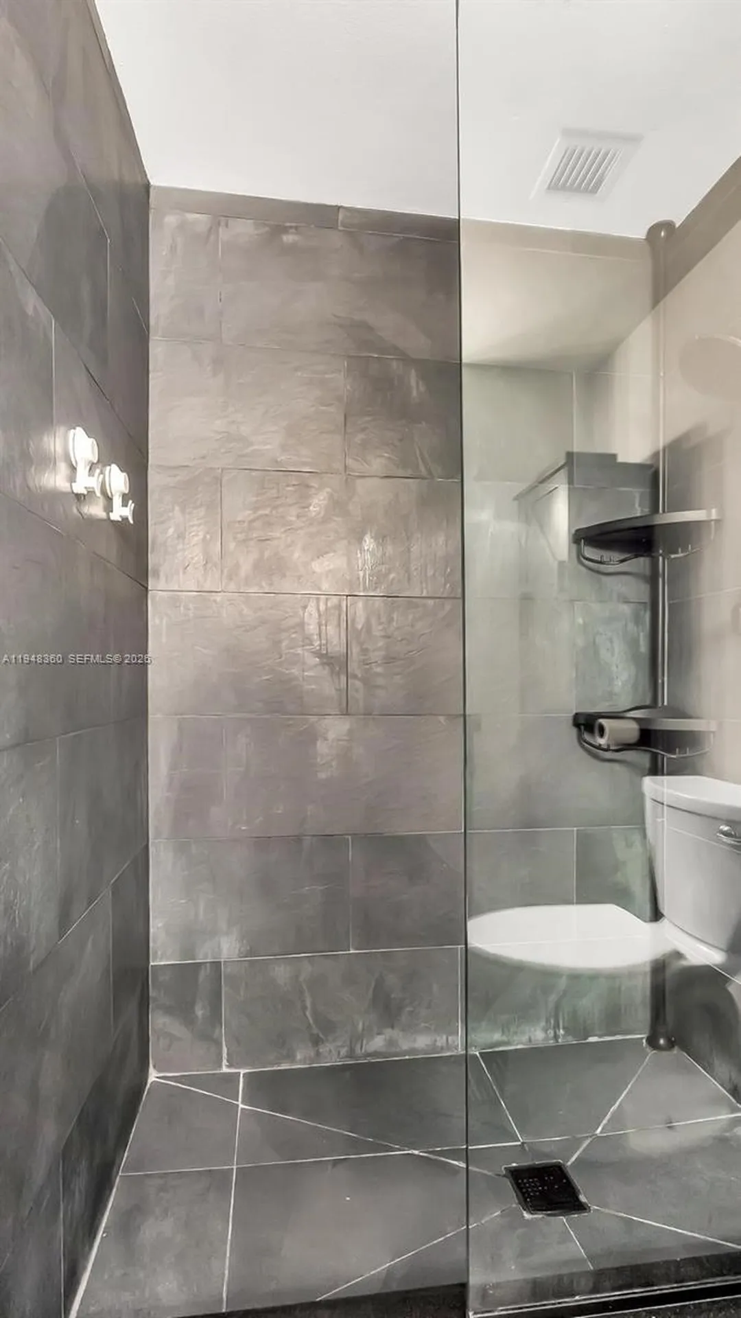 3800 Hillcrest Drive Hollywood FL 33021
