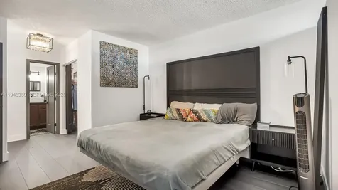 3800 Hillcrest Drive Hollywood FL 33021