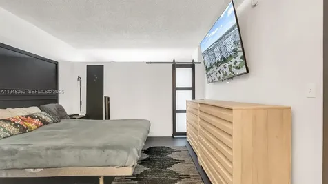 3800 Hillcrest Drive Hollywood FL 33021