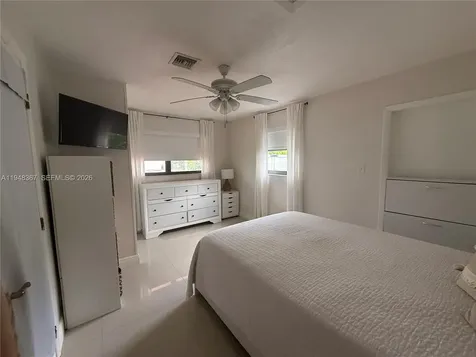 7321 Taylor Street Hollywood FL 33024