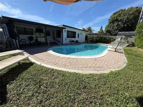 7321 Taylor Street Hollywood FL 33024