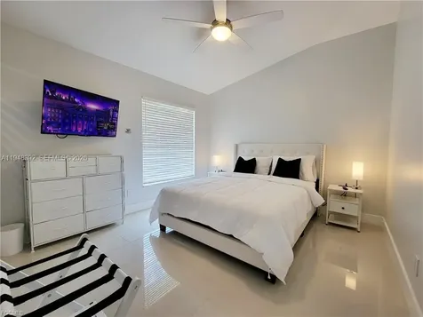 237 SW 47th Street Cape Coral FL 33914