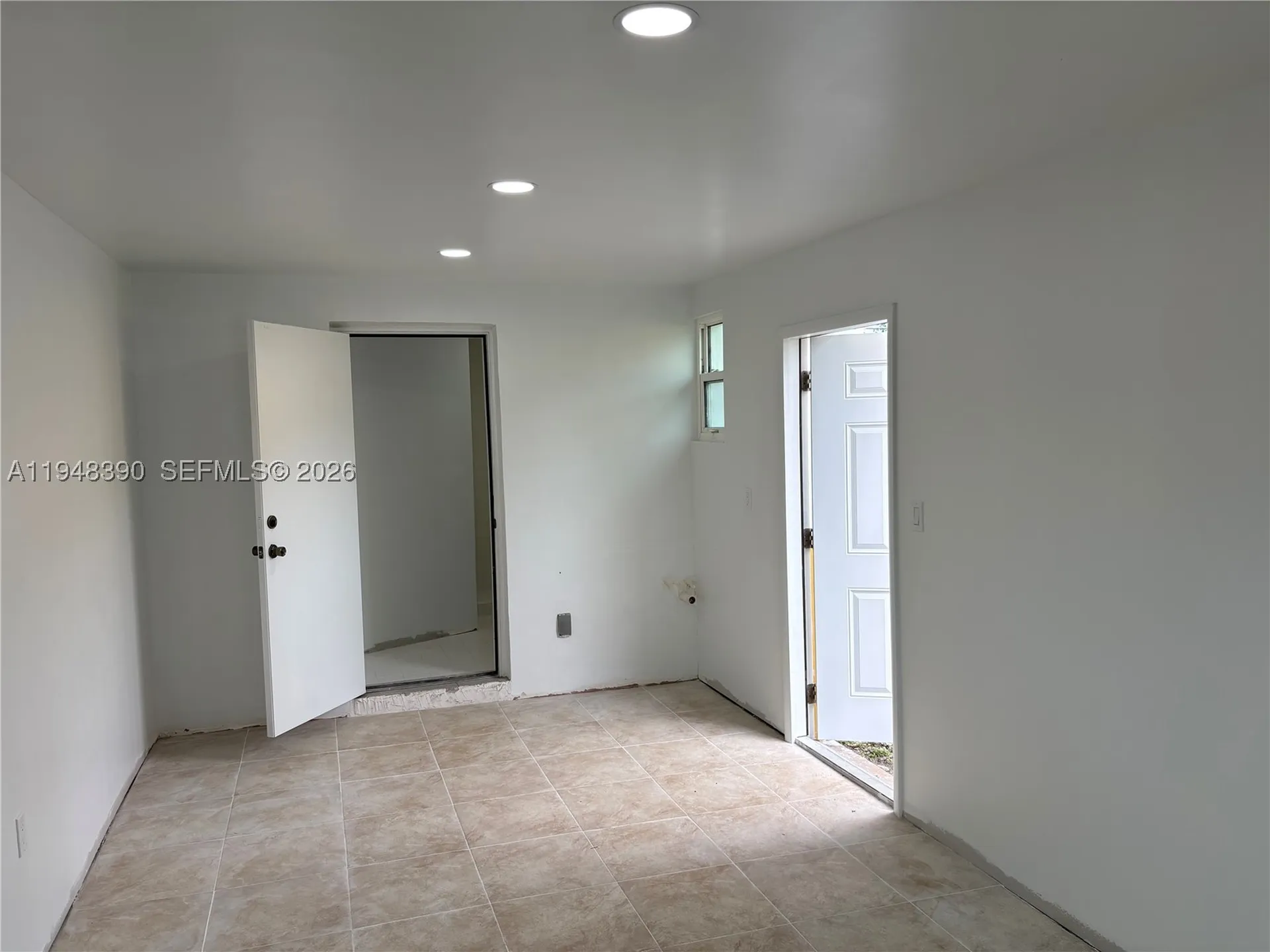330 N 69th Way Hollywood FL 33024