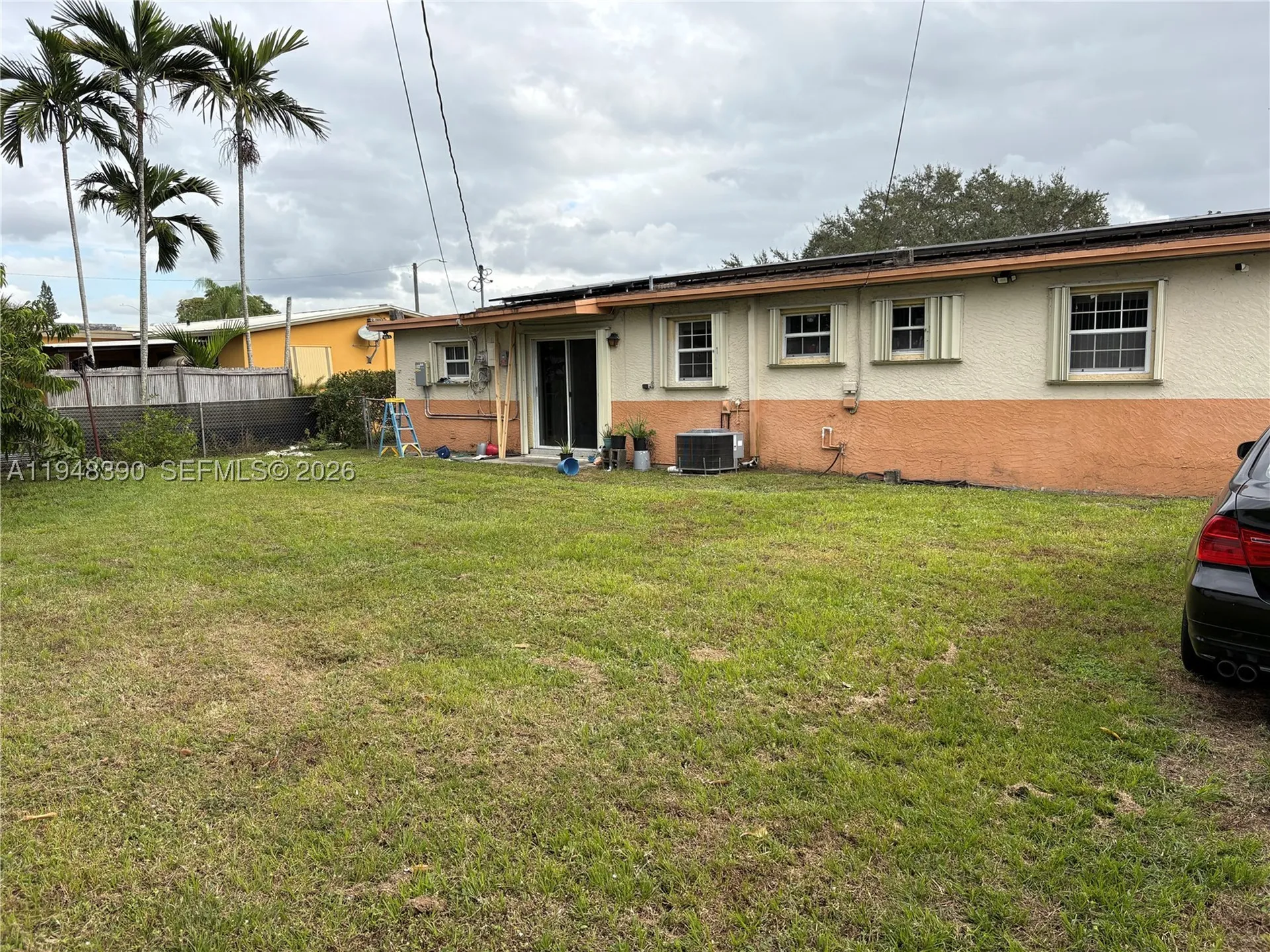 330 N 69th Way Hollywood FL 33024