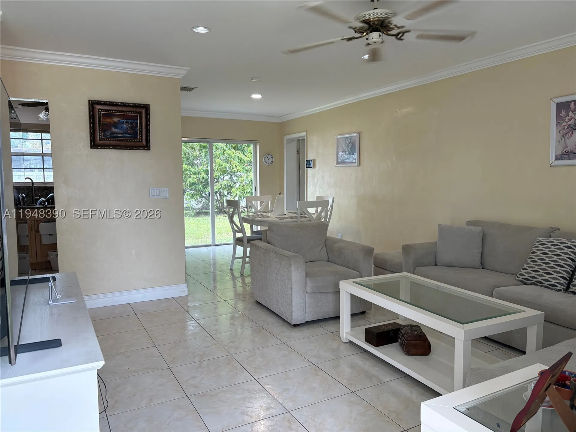 330 N 69th Way Hollywood FL 33024