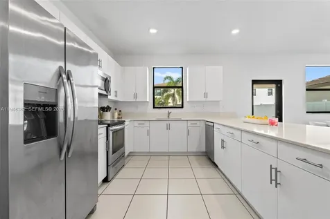 12927 SW 229th Terrace Miami FL 33170