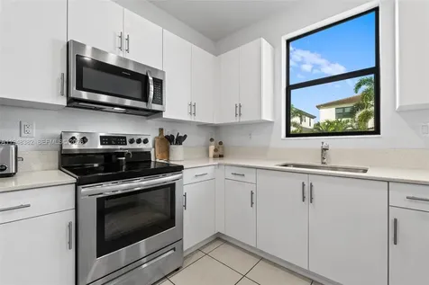 12927 SW 229th Terrace Miami FL 33170