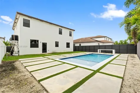 12927 SW 229th Terrace Miami FL 33170