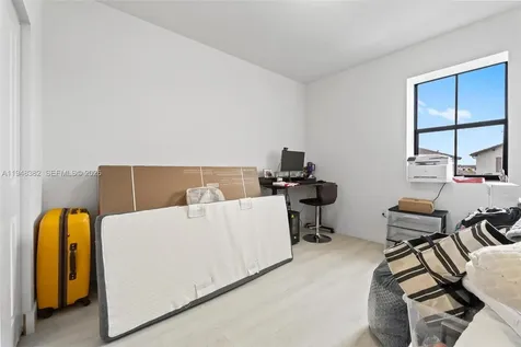 12927 SW 229th Terrace Miami FL 33170