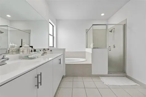 12927 SW 229th Terrace Miami FL 33170