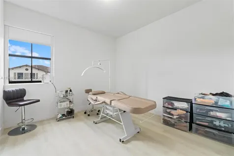 12927 SW 229th Terrace Miami FL 33170