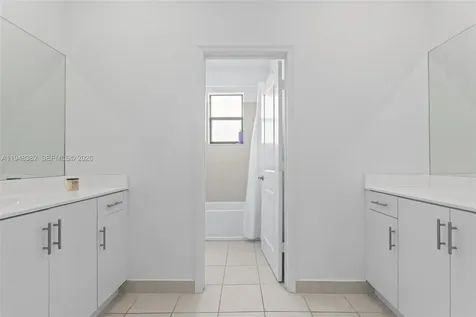 12927 SW 229th Terrace Miami FL 33170