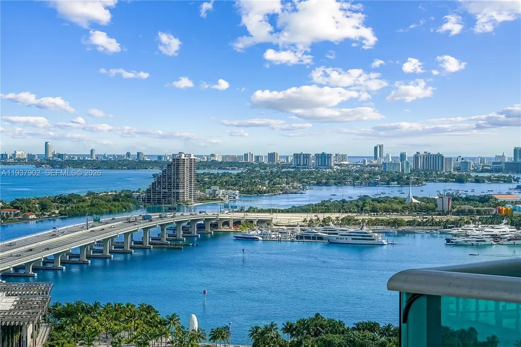 900 Biscayne Boulevard Miami FL 33132