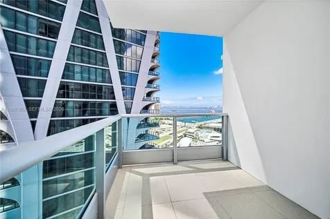 900 Biscayne Boulevard Miami FL 33132