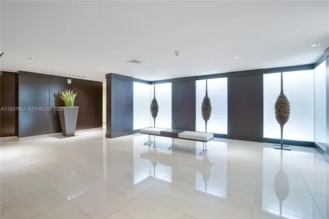 900 Biscayne Boulevard Miami FL 33132