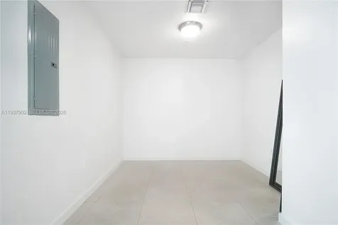 900 Biscayne Boulevard Miami FL 33132