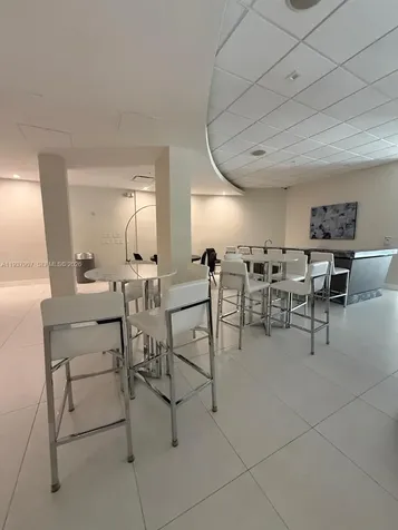 3001 S Ocean Drive Hollywood FL 33019