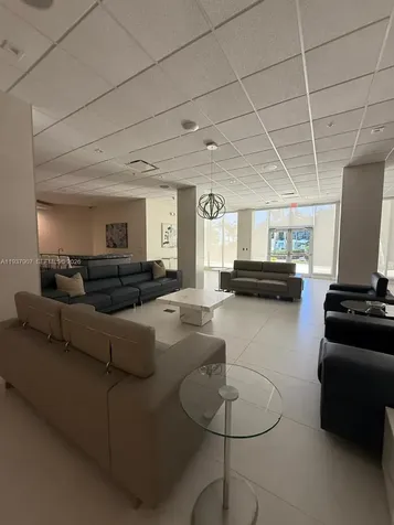 3001 S Ocean Drive Hollywood FL 33019