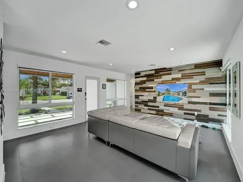 1108 Tangelo Isle Fort Lauderdale FL 33315