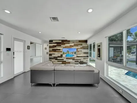 1108 Tangelo Isle Fort Lauderdale FL 33315