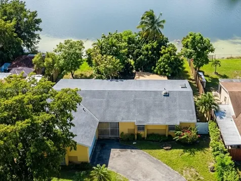 6204 NW 194th Street Hialeah FL 33015