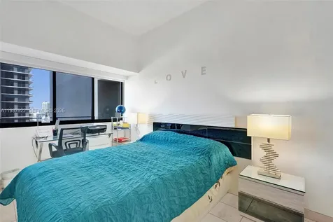 480 NE 31st Street Miami FL 33137