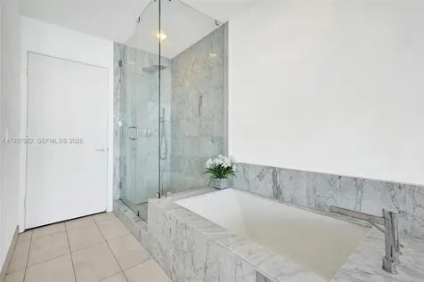 480 NE 31st Street Miami FL 33137