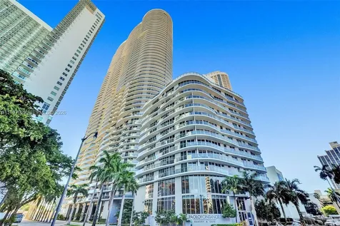 Miami FL 33132
