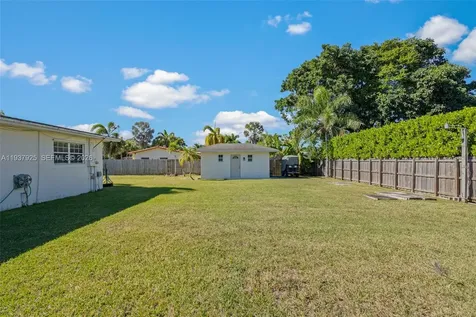 12805 SW 193rd Terrace Miami FL 33177