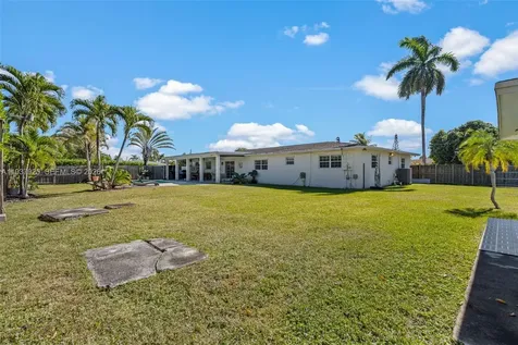 12805 SW 193rd Terrace Miami FL 33177