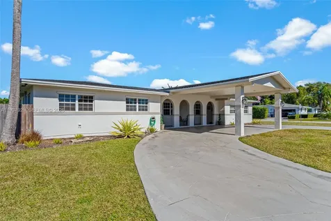 12805 SW 193rd Terrace Miami FL 33177