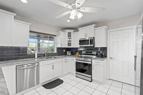 12805 SW 193rd Terrace Miami FL 33177