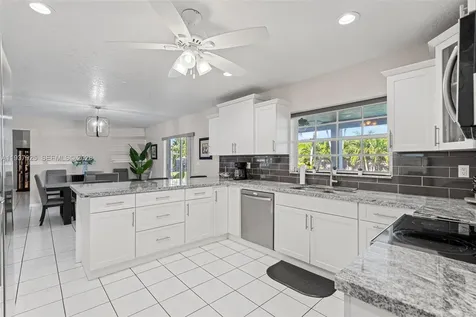 12805 SW 193rd Terrace Miami FL 33177