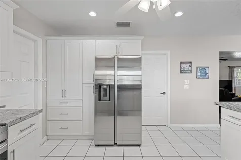 12805 SW 193rd Terrace Miami FL 33177