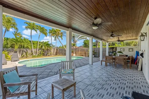 12805 SW 193rd Terrace Miami FL 33177