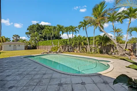 12805 SW 193rd Terrace Miami FL 33177