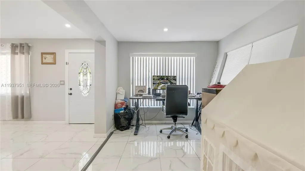 3120 SW 17th Street Fort Lauderdale FL 33312