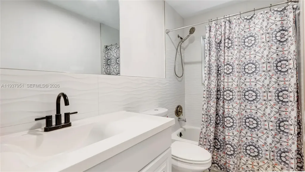 3120 SW 17th Street Fort Lauderdale FL 33312