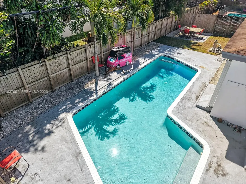 3120 SW 17th Street Fort Lauderdale FL 33312