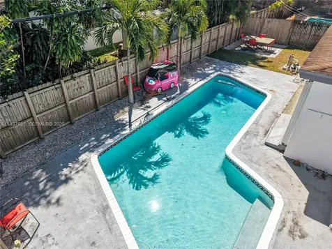 3120 SW 17th Street Fort Lauderdale FL 33312