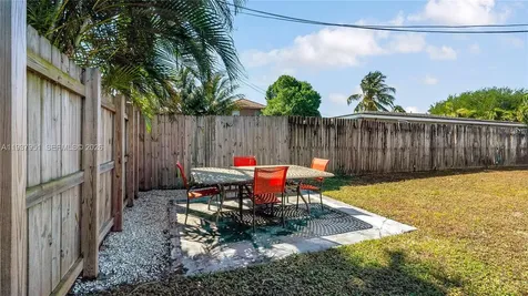 3120 SW 17th Street Fort Lauderdale FL 33312