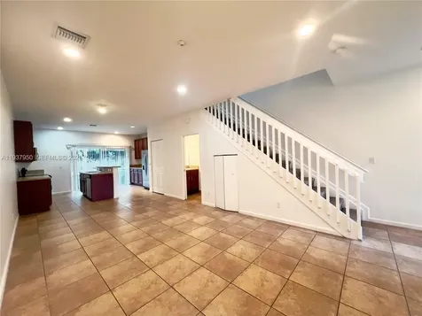 5906 Woodlands Boulevard Tamarac FL 33319
