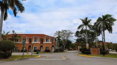 5906 Woodlands Boulevard Tamarac FL 33319